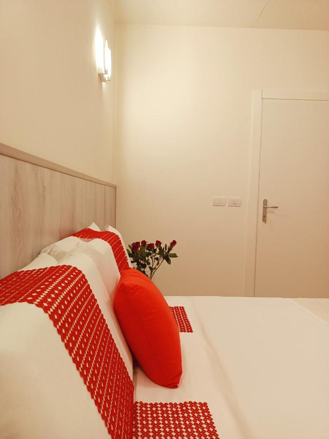 Arcobaleno Rooms Mestre-Venezia Extérieur photo